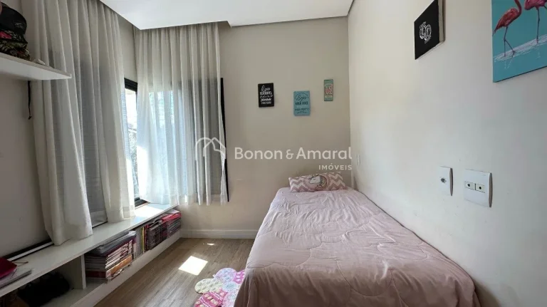 Imagem Casa à venda no Swiss Park, magnífica em rua sem saída e próximo a área de preservação. Sala ...