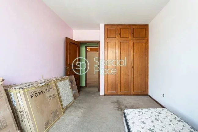 Imagem Ótima cobertura penthouse para reforma à venda no Itaim: - Área: 247m² com vista panorâmica de ...