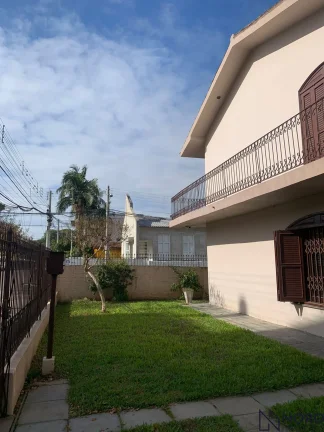 Imagem Casa à venda 4 dormitórios, 1 suíte, no Bairro Medianeira
