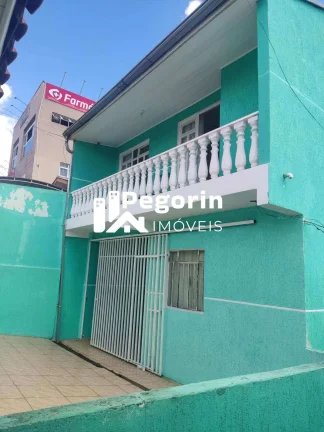 Imagem Sobrado à venda em Colombo, Roça Grande, com 7 quartos, 220m²