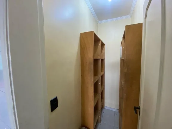 Imagem Apartamento 130M², 4Q, 1 Suíte, 4 Banheiros, 2 Vagas de Garagem, Piscina Adulto/Infantil, Salão de Festas, Churrasqueira, Playground, Espaço Gourmet.