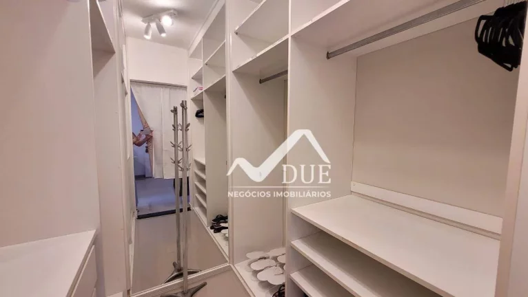 Imagem Apartamento com 3 dormitórios sendo 1 suite, , 166 m² - venda por R$ 1.360.000 ou aluguel por R$ 10.440/mês - Gonzaga - Santos/SP