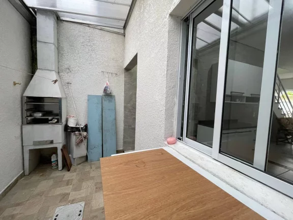 Imagem Sobrado à venda em Massaguaçu 2 dorm. R$420 mil – Caraguatatuba/SP