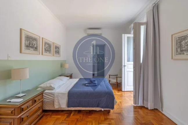 Imagem Casa para venda ou locação no Jardim Europa, São Paulo-SP! 3 quartos, 3 suítes, 2 salas, 3 banheiros, 2 vagas, 300m².