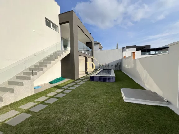 Imagem Casa Condomínio - Urbanova - Condomínio Mônaco - 3 Dorm (3 suítes) - 451m2
