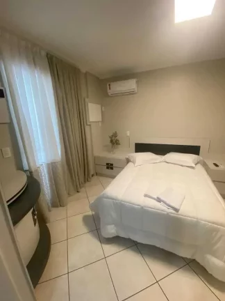 Imagem Apartamento Garden quadra mar de 3 quartos e 2 vagas de garagem no Centro de Balneário Camboriú