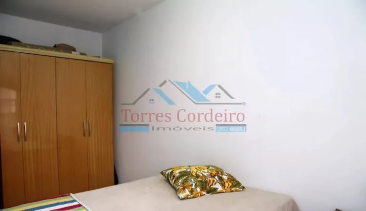 Imagem Sobrado com 3 dorm. + 2 vagas - Jardim Taboão