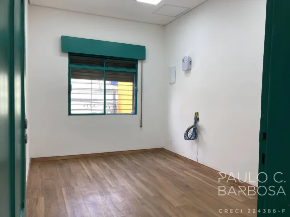 Imagem Pinheiros conjunto em sobreloja - 6 Salas - 3 Vagas - 130m²