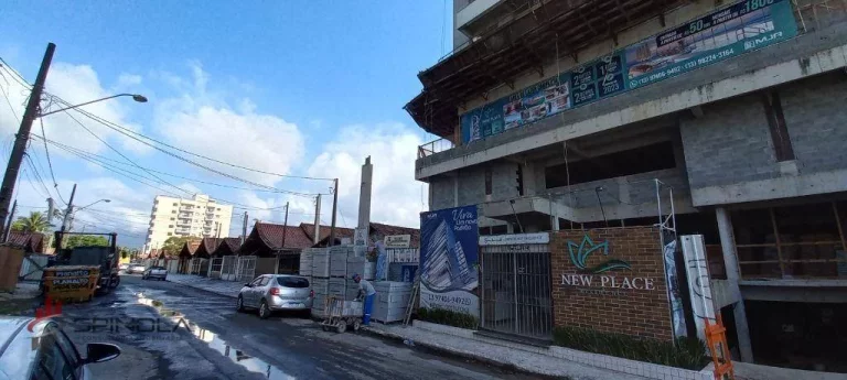 Imagem Apartamento com 2 dormitórios à venda, 65 m² por R$ 508.000,00 - Maracanã - Praia Grande/SP