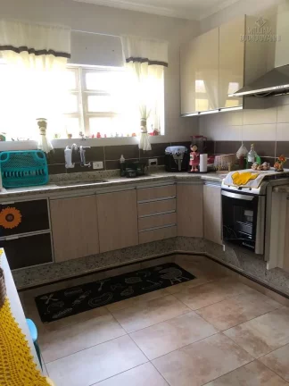 Imagem CASA ISOLADA - 3 QUARTOS SENDO 1 SUÍTE, JD IMPERADOR - PRAIA GRANDE/SP