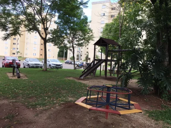 Imagem Apartamento Terreo 2 dorm com armários, sala com rack, cozinha com armários, banheiro; 55 m2 com u...