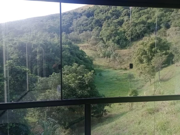 Imagem Vendo esta maravilhosa casa em Cachoeiras de macacu RJ.