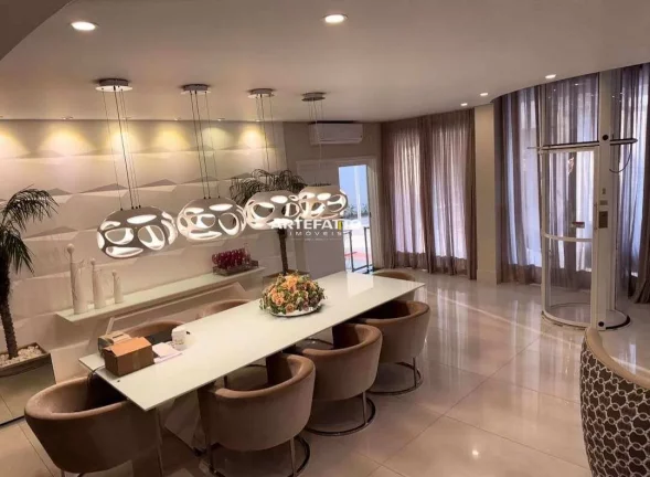 Imagem Casa à venda, com 3 quartos, 1028m2