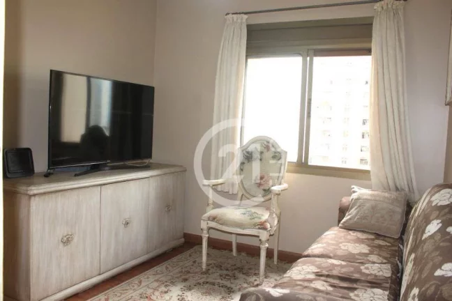 Imagem Na melhor rua de Moema, 159m², 4 suítes