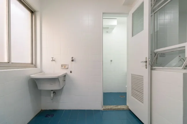 Imagem Apartamento 106M², 3Q, 1 Suíte, 2 Banheiros, 1 Vaga, Piscina, Churrasqueira, Salão de Festas e Jogos, Playground, Brinquedoteca, Jardim, Banheira.