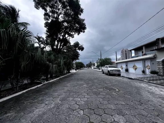 Imagem Casa com 3 dorms, Canto do Forte, Praia Grande - R$ 2.7 mi, Cod: 2677