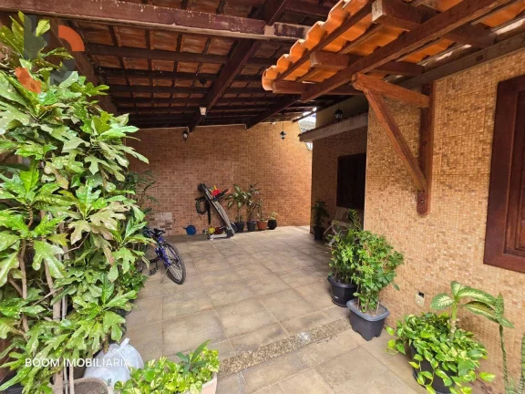 Imagem Casa com 3 dormitórios à venda, 213 m² por R$ 850.000,00 - Califórnia - Nova Iguaçu/RJ