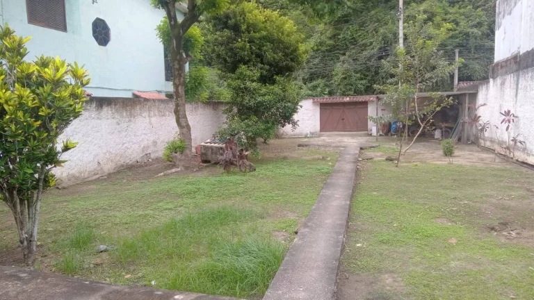 Imagem Boa casa com excelente terreno em ITAIPU 360M² na Totalidade.