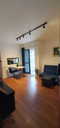 Imagem Apartamento mobiliado com 1 dormitório e 1 vaga de garagem no Centro de Balneário Camboriú