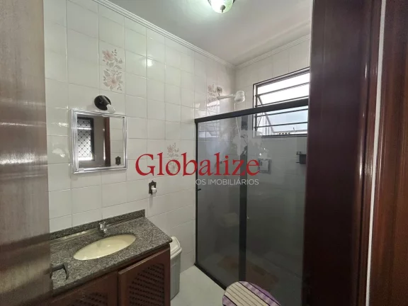 Imagem Casa com 4 Dormitórios à venda com 2 vagas de garagem no bairro do Embaré em Santos por R$1.280.000,00