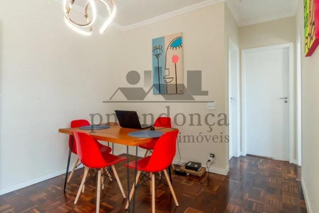 Imagem Apartamento reformado na Rebouças, excelente para morar ou investir!