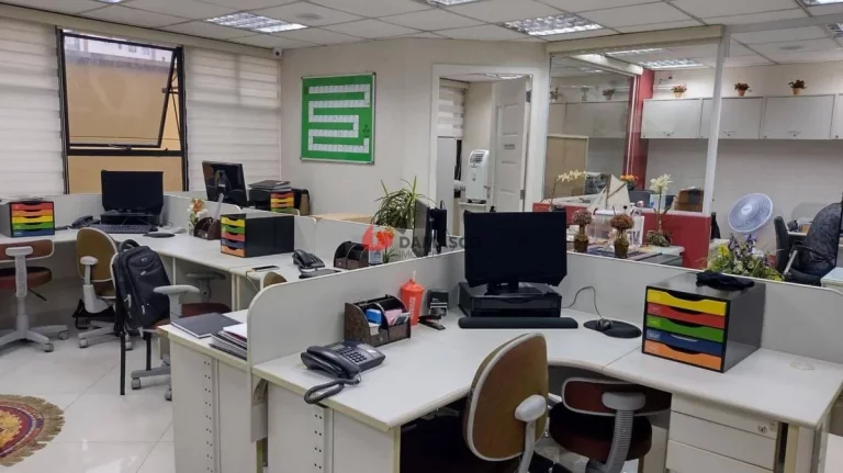 Imagem Sala para Locação 2 Vagas, 170M², Vila Bastos, Santo André - SP