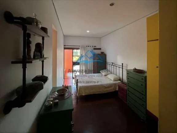 Imagem Vende-se casa na Granja Viana Carapicuíba