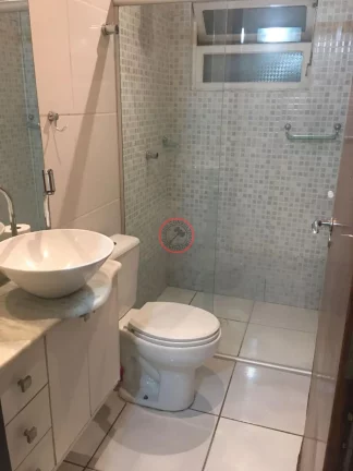 Imagem CASA PARA LOCAÇÃO ANUAL DENTRO DE RESIDENCIAL COM PISCINA, COM 2 DORMITÓRIOS, SENDO UMA SUITE