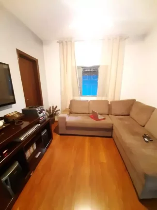 Imagem Casa duplex à venda, 5 quartos, 1 suíte, 2 vagas, Céu Azul - Belo Horizonte/MG