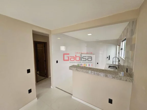 Imagem Casa com 2 dormitórios à venda, 61 m² por R$ 330.000,00 - Vila do Peró - Cabo Frio/RJ