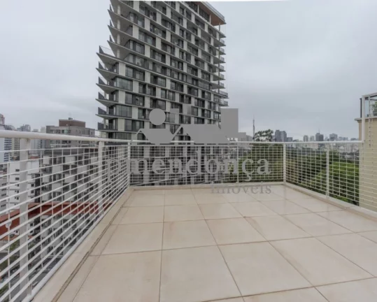 Imagem Cobertura triplex à venda na Vila Madalena, com 2 suítes e 03 vagas, 280m²