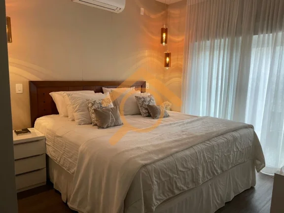 Imagem Casa em Condomínio de Luxo na Vila Cruzeiro - 4 Quartos, 2 Suítes, 2 Salas, 5 Banheiros, 3 Vagas de Garagem, 267m²