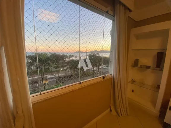 Imagem Apartamento à venda com 3 dormitórios - Boqueirão/Santos