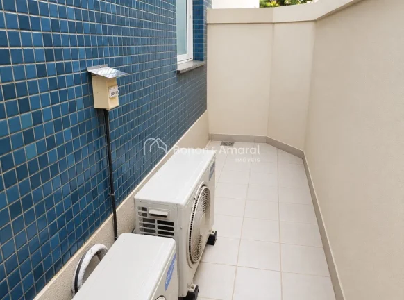 Imagem Apartamento duplex mobiliado, pronto para morar ou investir. O imóvel possui 2 dormitórios com arm...