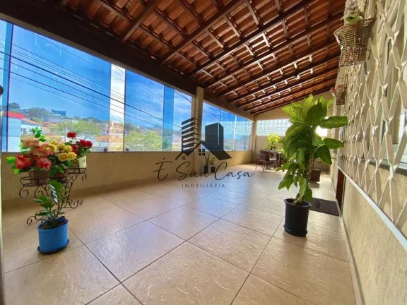 Imagem Casa a Venda 4 Quartos, Bairro João Pinheiro Belo Horizonte MG