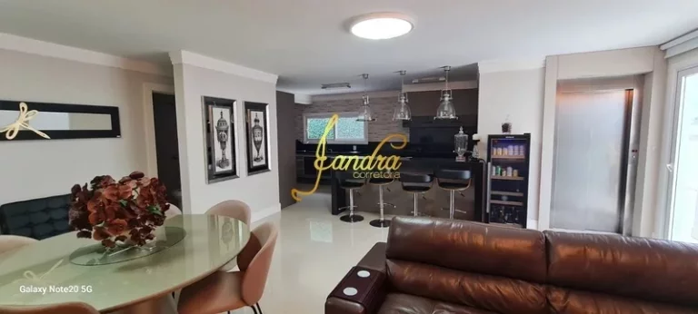 Imagem Sobrado triplex com 05 suítes mobiliado e decorado