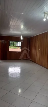 Imagem CASA DE MADEIRA, 2 QUARTOS, BARRA DO SAI
