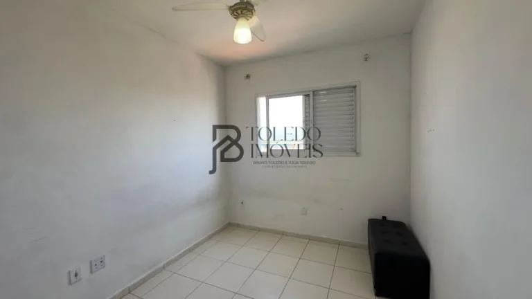 Imagem Apartamento 02 dormitórios com 01 suíte, vista livre e andar alto - Guilhermina/PG