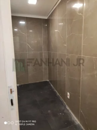 Imagem Descubra o seu novo endereço comercial dos sonhos no coração do Jardim Europa! Esta incrível casa comercial oferece uma ampla área externa perfeita pa