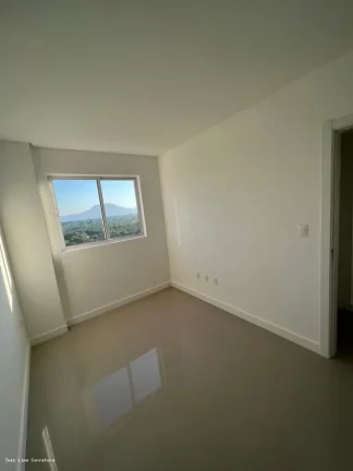 Imagem Alto Padrão para Venda em Itapema, meia praia, 3 dormitórios, 1 suíte, 2 banheiros, 2 vagas