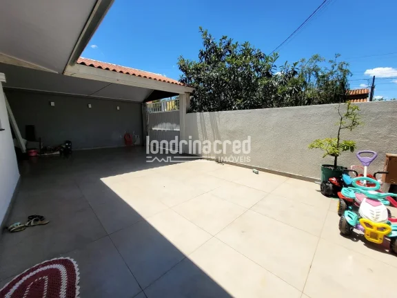 Imagem Casa no Jardim São Vicente Palotti com 3 dormitórios (1 suíte), sala ampla, cozinha, 2 banheiros, 3 vagas de garagem e 165m² construídos em terreno de 250m²