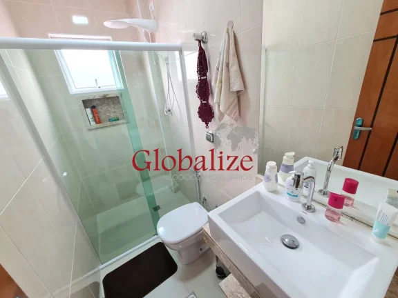 Imagem Casa Sobreposta Alta à venda no bairro do Embaré em Santos por R$ 1.135.000,00