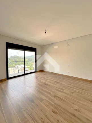 Imagem Casa de Condomínio em Alphaville - Santana de Parnaíba