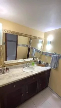 Imagem VENDO ESTA LINDA CASA NO BAIRRO: CONEGO - NOVA FRIBURGO RJ.
