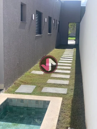 Imagem Casa de 160m² no Condomínio Belvedere 2, com piscina e área gourmet, 3 suítes, sala de estar e...