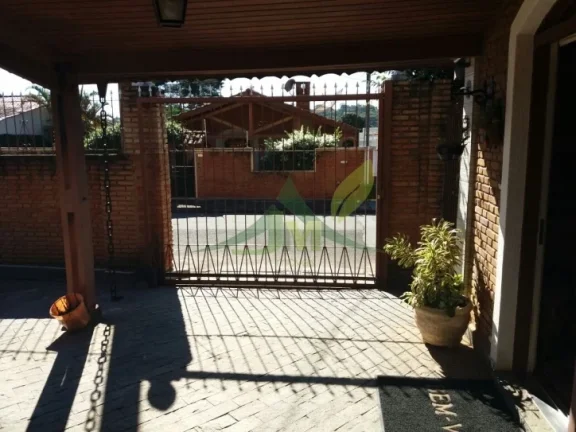 Imagem Belissíma Casa em Atibaia próximo da Al. Lucas