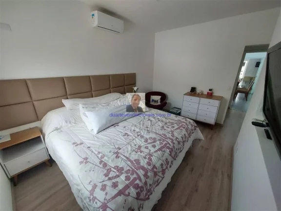 Imagem Aluga-se ou Vende-se Linda Casa 3 Suítes/1 Master no Cond. Vila Verde
