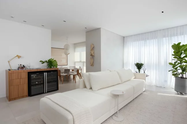 Imagem Apartamento com 3 dormitórios Locacão sendo 3 suítes, 122 m² - Centro - Bal. Camboriú/SC