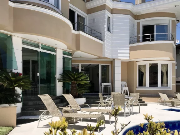 Imagem CASA LOCAÇÃO TEMPORADA EM JURERÊ INTERNACIONAL
