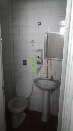 Imagem Prédio Comercial no Centro de Santos, com 2 amplos pavimentos para locação2º piso: Recepção, 6 salas, 4 banheiros. As opções de utilizações são enormes